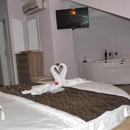Asmali Garden (adults Only) Yetişkin Oteli