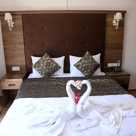 Asmali Garden (adults Only) Love hotel