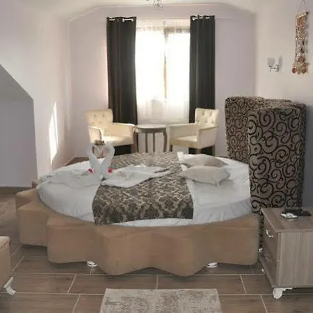 Asmali Garden (adults Only) Love hotel *
