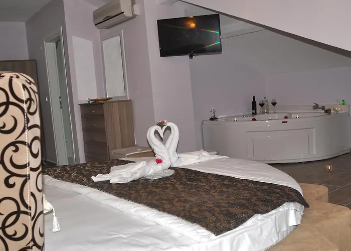 Asmali Garden (adults Only) Love hotel